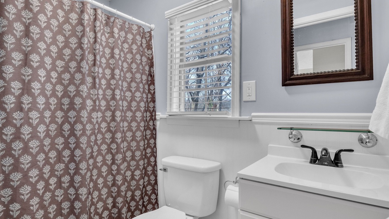 Photo of Bathroom in Starkville