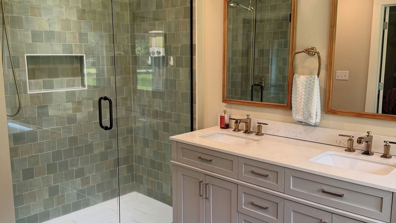 Photo of Bathroom in Laurel
