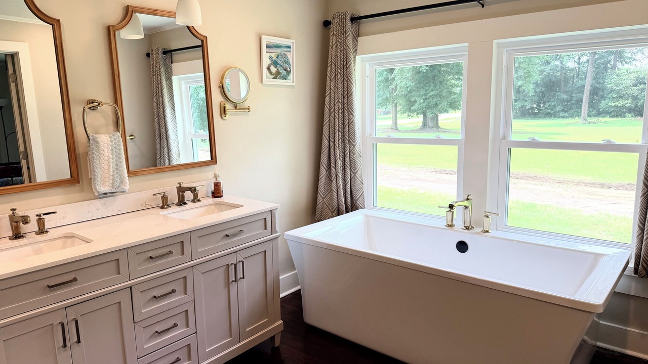Photo of Bathroom in Laurel