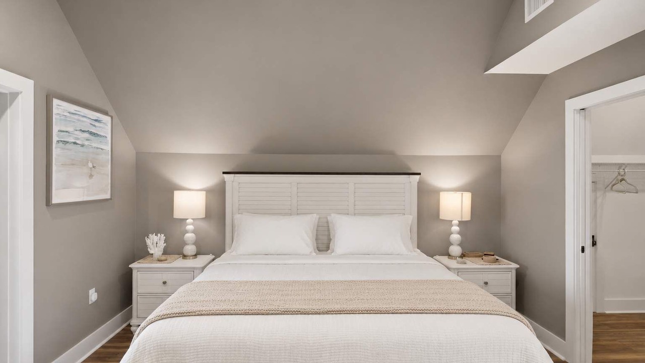 Photo of Bedroom in Eastpoint
