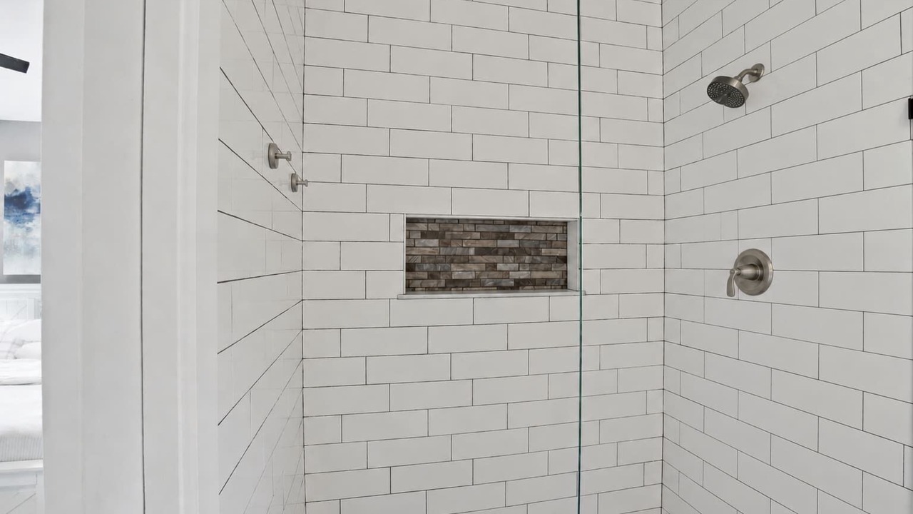 Photo of Bathroom in Eastpoint