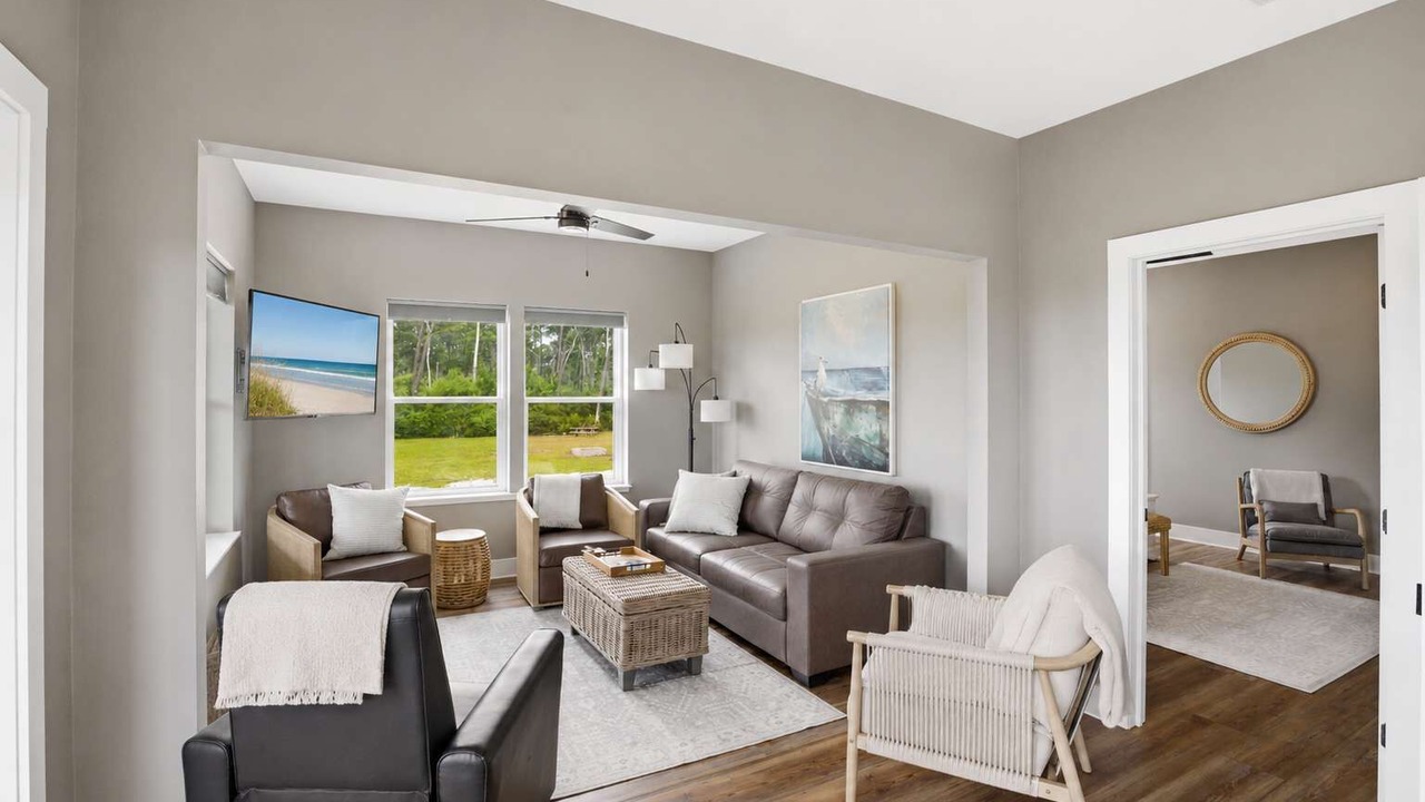 Photo of Livingroom in Eastpoint