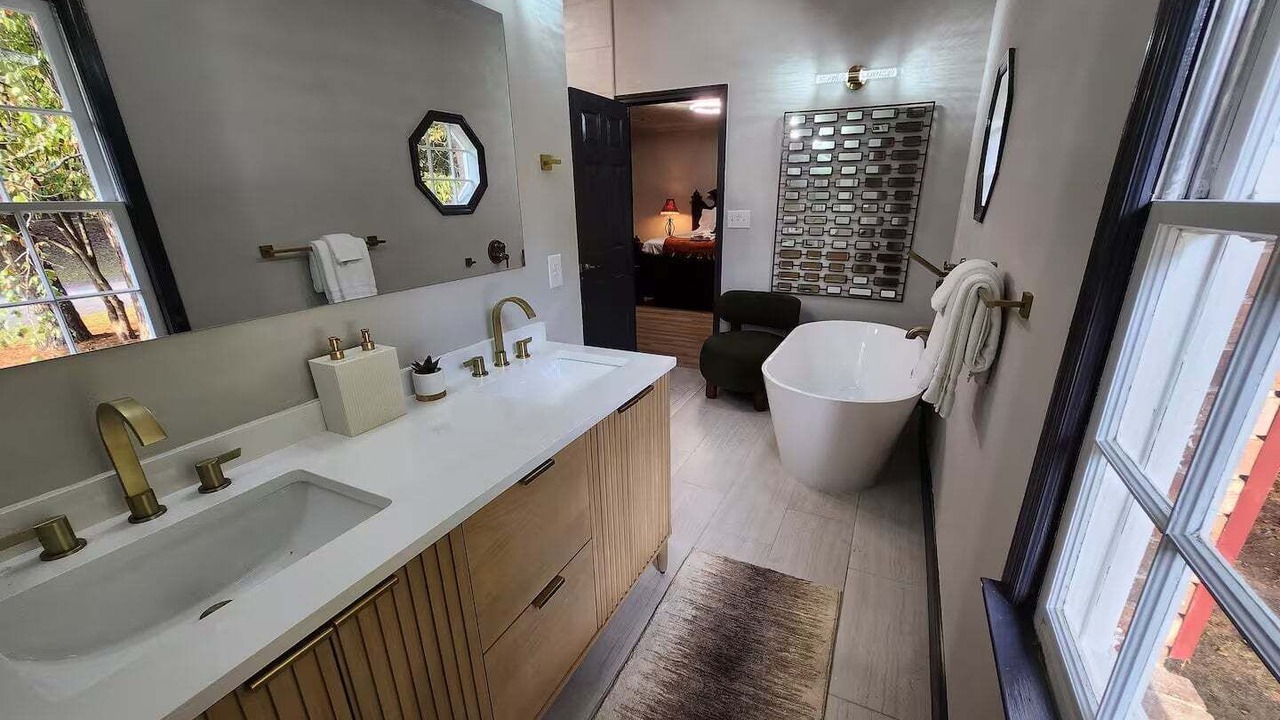 Photo of Bathroom in Peachtree City