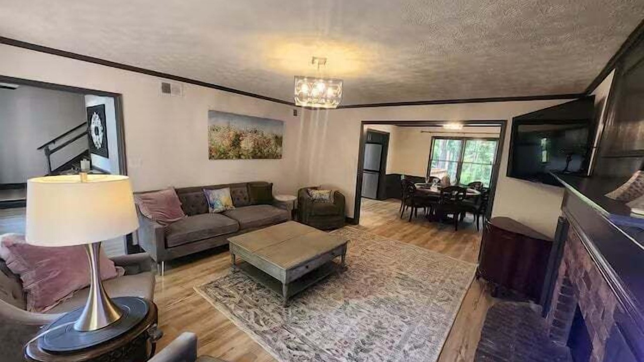 Photo of Livingroom in Peachtree City
