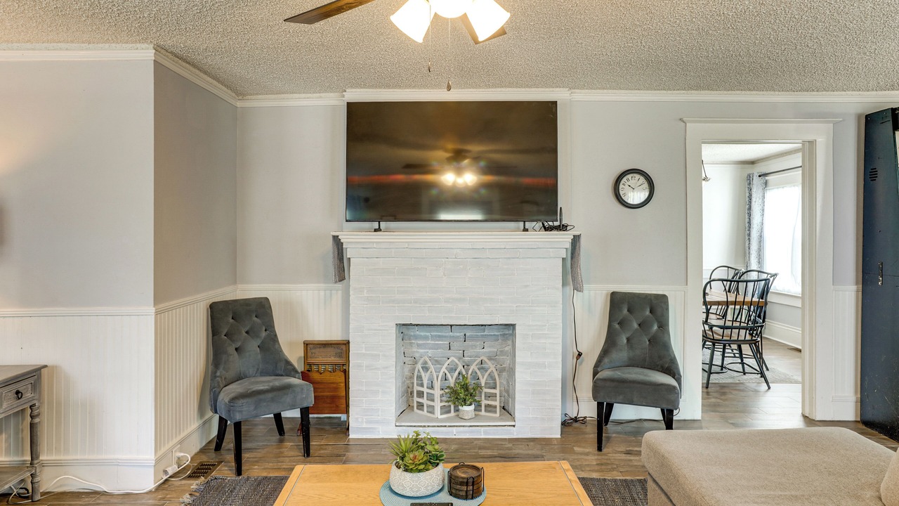 Photo of Livingroom in DeLand