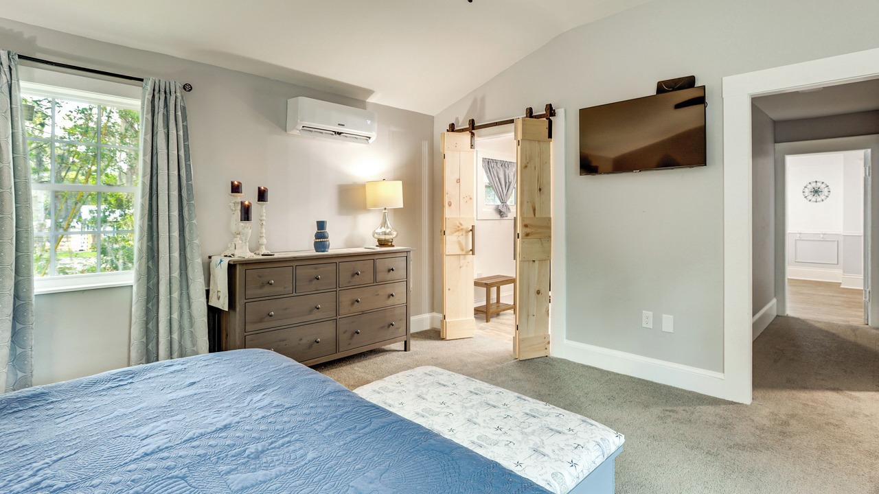 Photo of Bedroom in DeLand