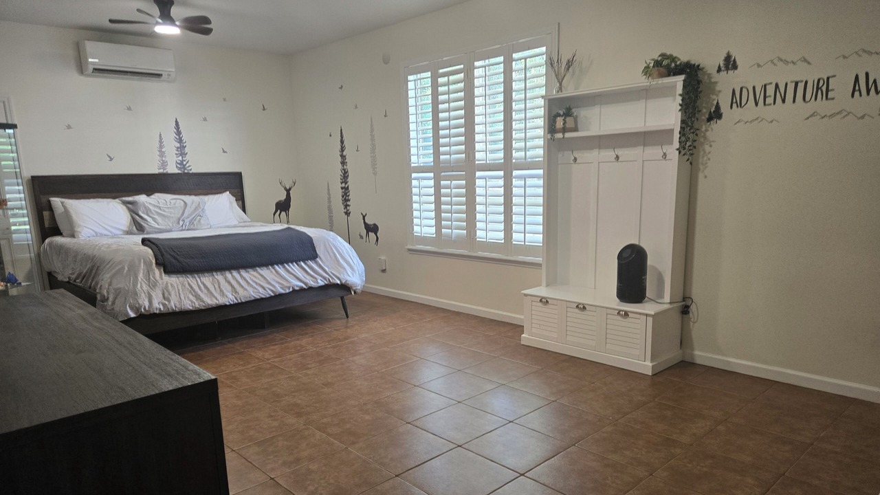 Photo of Bedroom in Doctors Inlet