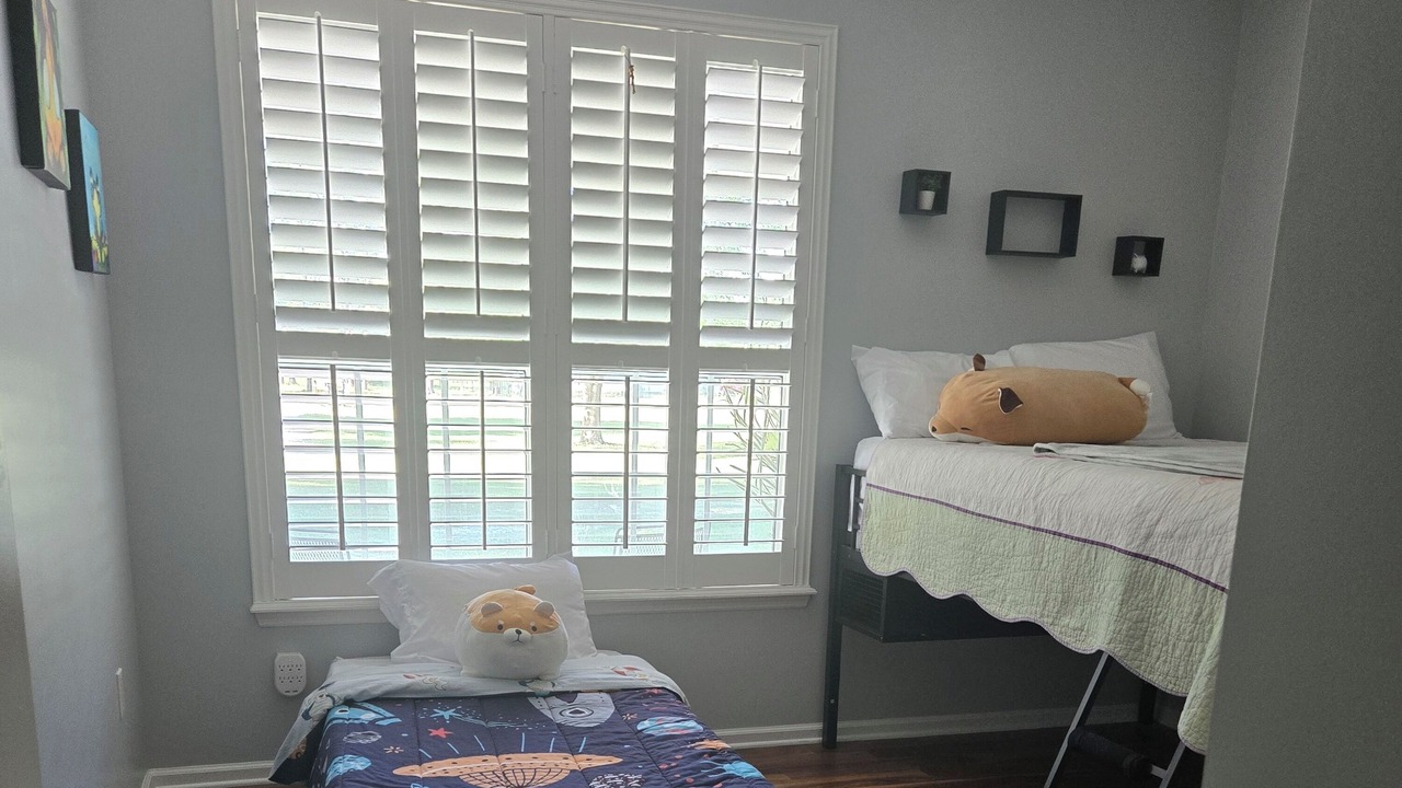 Photo of Bedroom in Doctors Inlet