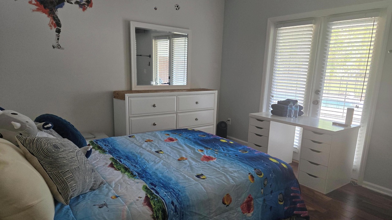 Photo of Bedroom in Doctors Inlet