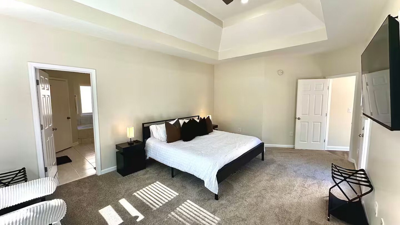 Photo of Bedroom in Lithia Springs