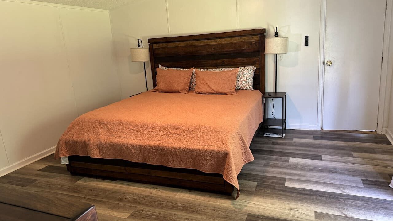 Photo of Bedroom in Arabi