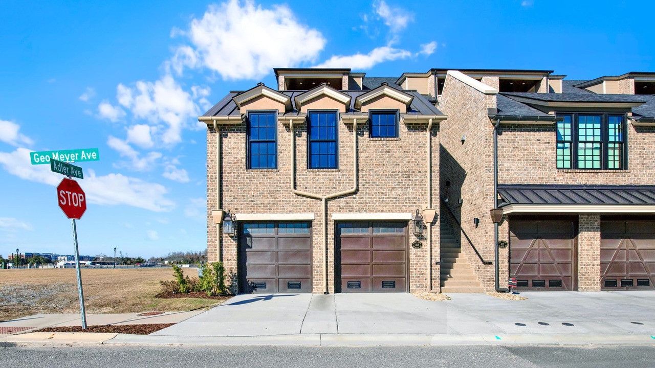Photo of Outdoor in Hitch Village - Fred Wessels Homes