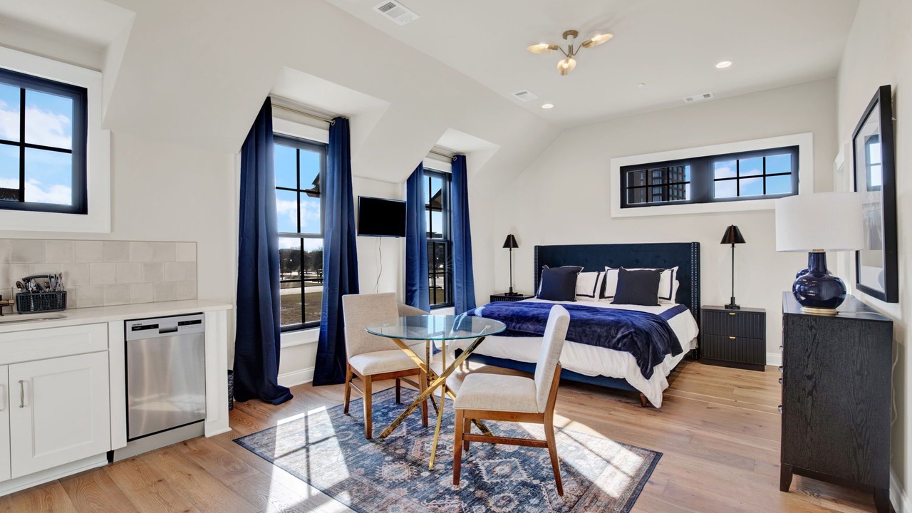 Photo of Bedroom in Hitch Village - Fred Wessels Homes