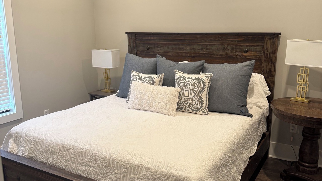 Photo of Bedroom in Starkville