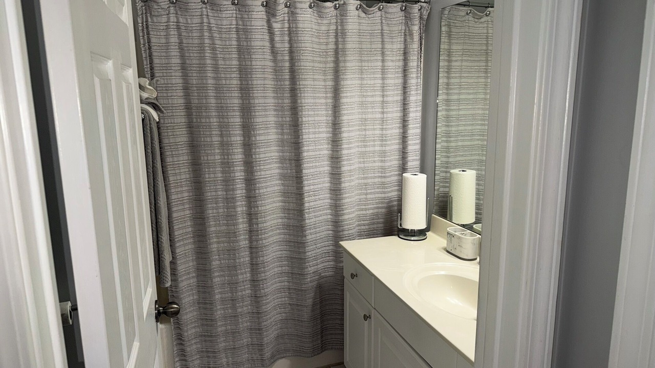 Photo of Bathroom in Southwestern