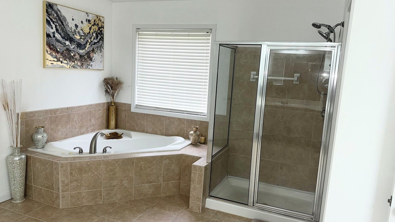 Photo of Bathroom in Southwestern