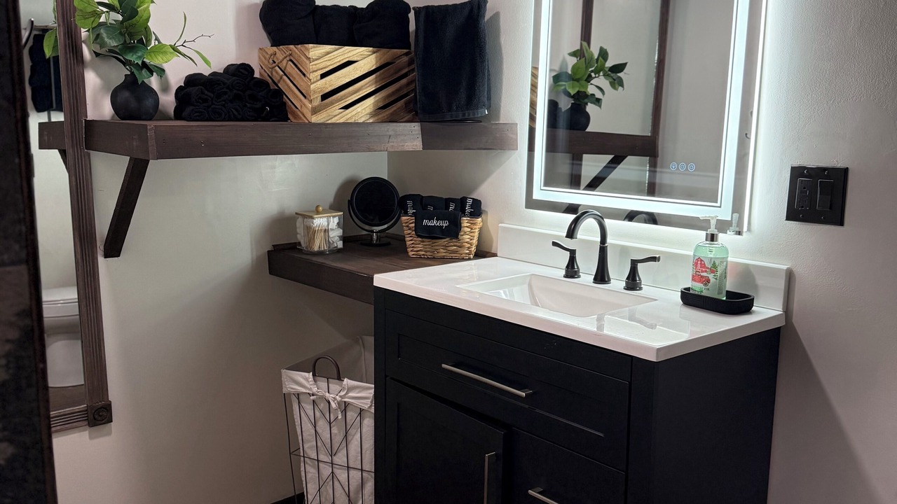Photo of Bathroom in Nahunta