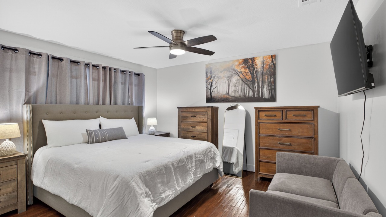 Photo of Bedroom in Hattiesburg