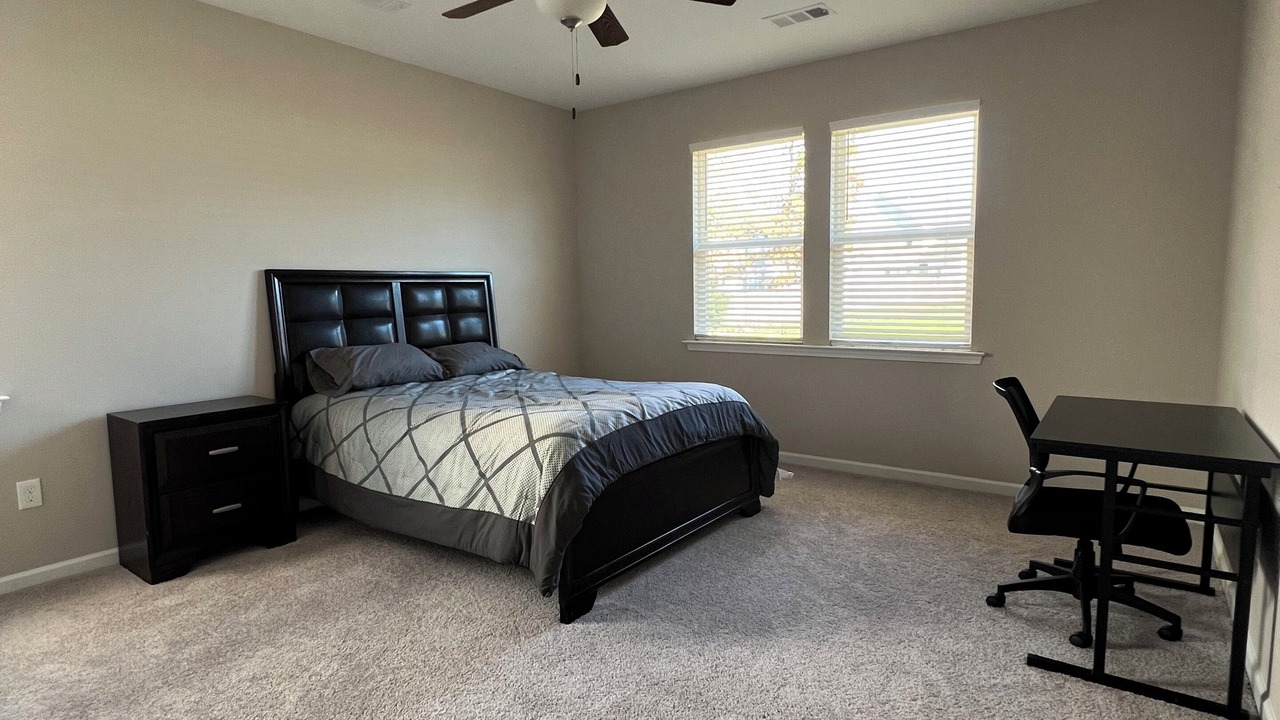 Photo of Bedroom in Auburn