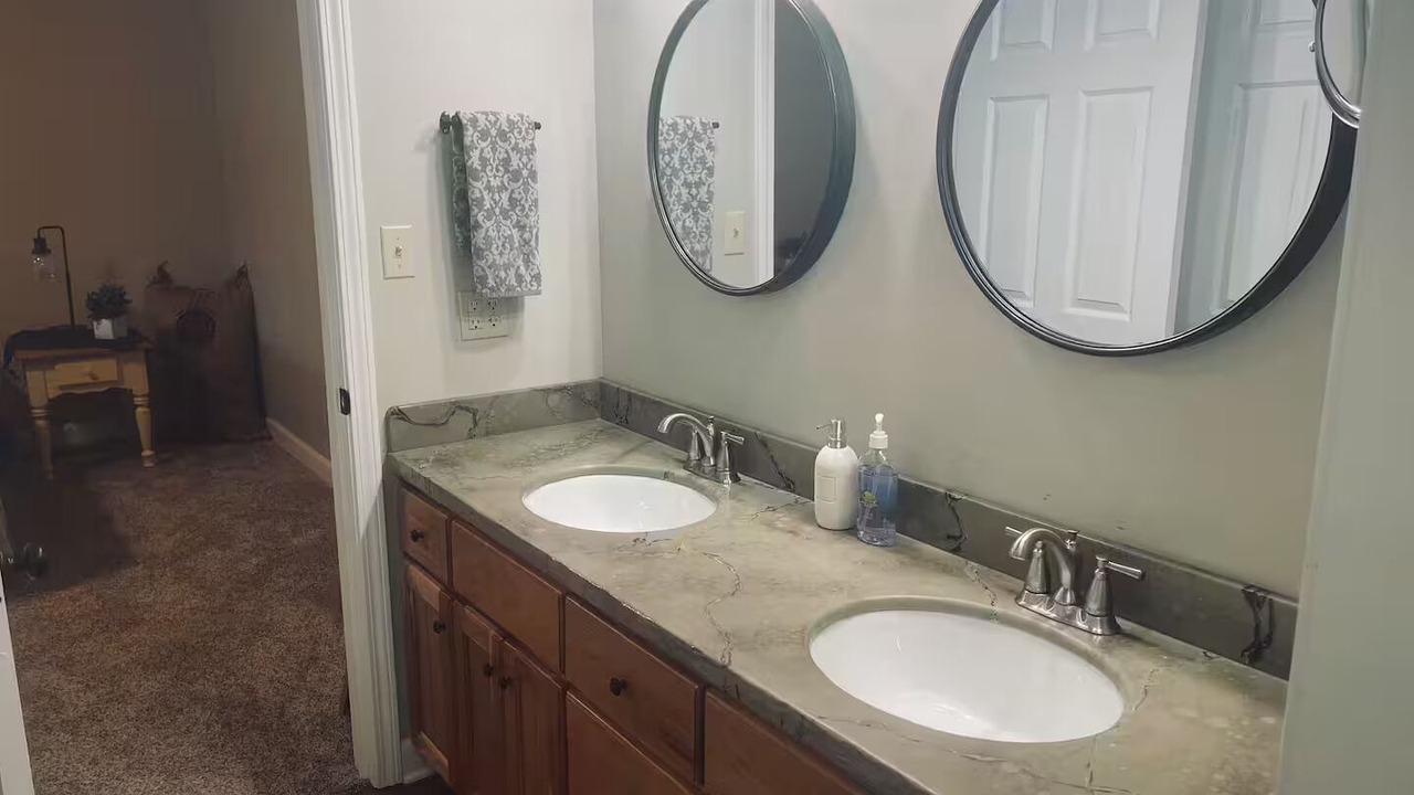 Photo of Bathroom in Hardwick