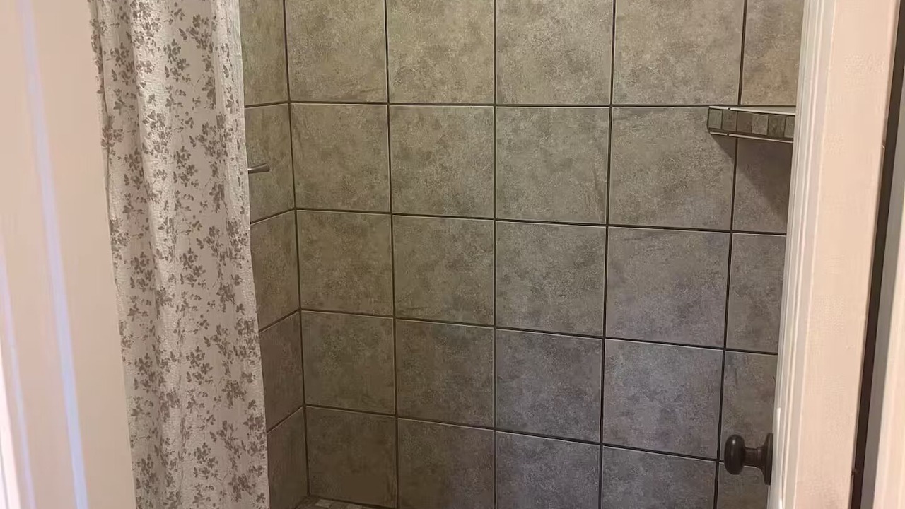 Photo of Bathroom in Hardwick