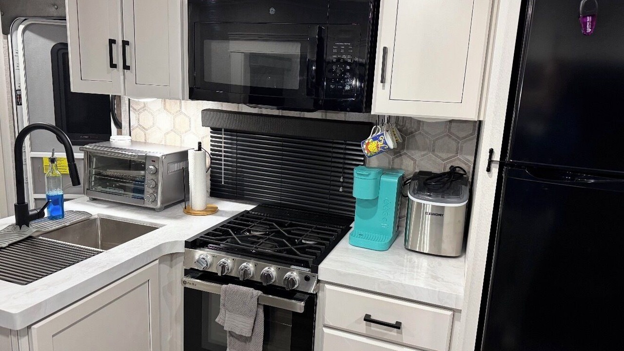 Photo of Kitchen in Oak
