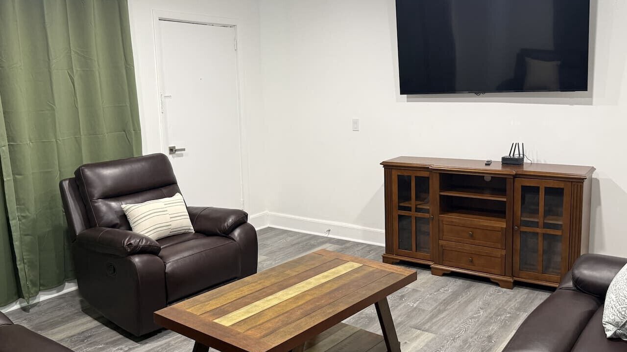 Photo of Livingroom in Crisp County