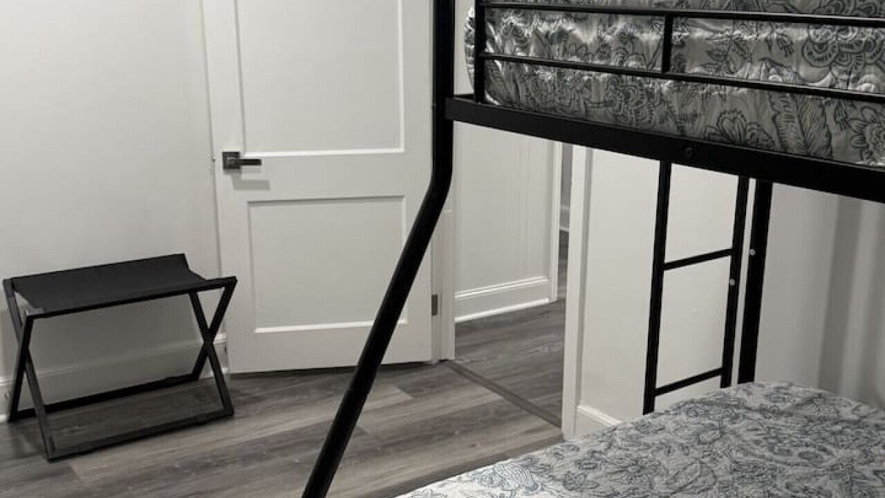 Photo of Bedroom in Crisp County