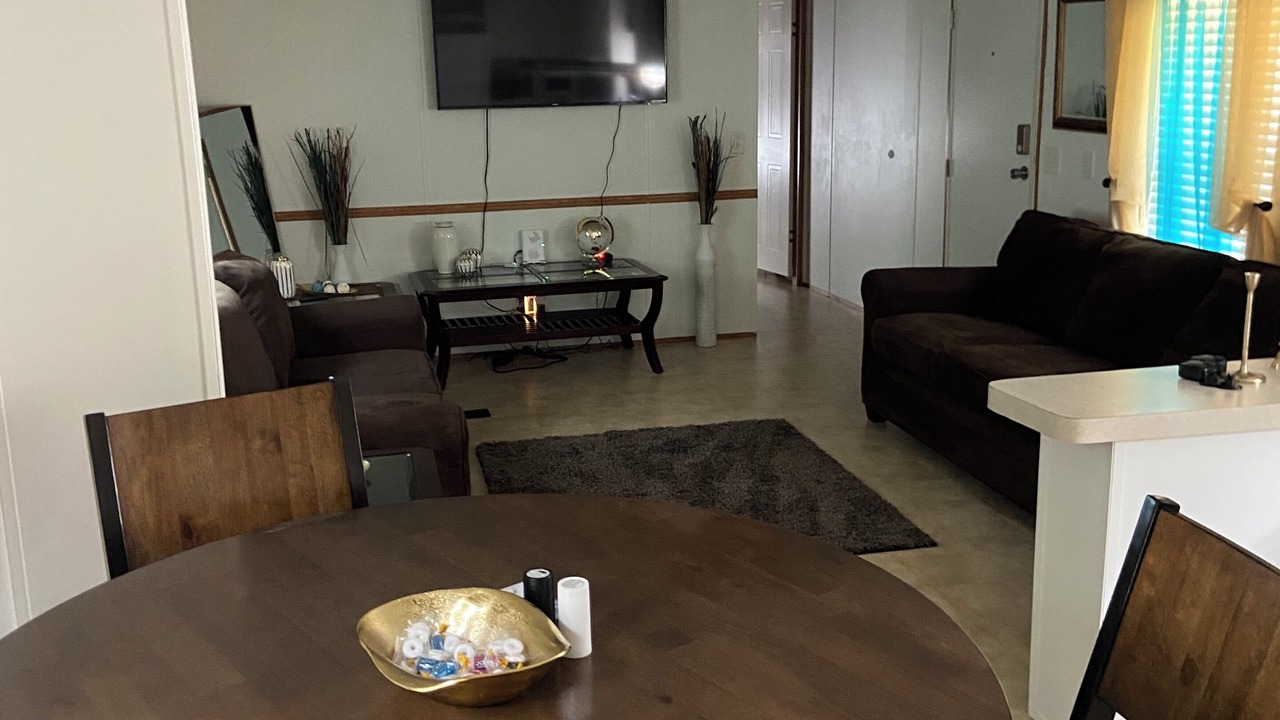 Photo of Livingroom in Mexia