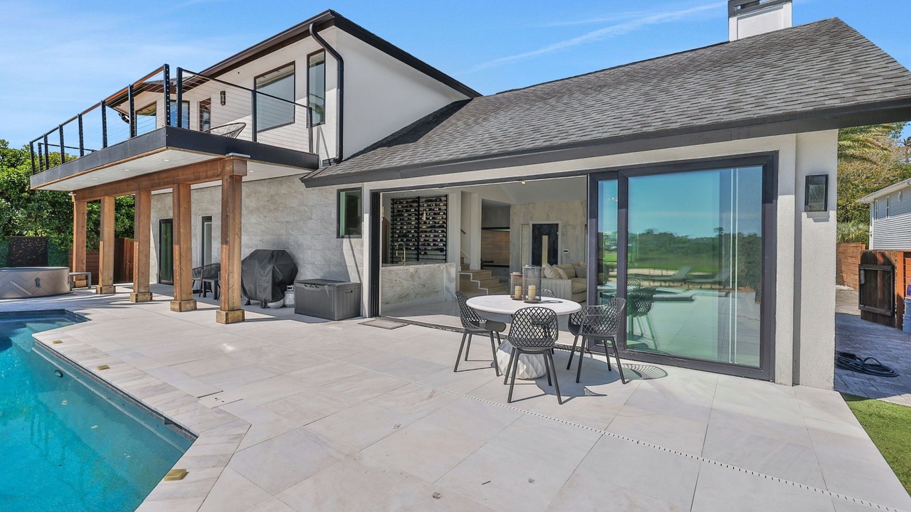 Photo of Outdoor in Palm Valley