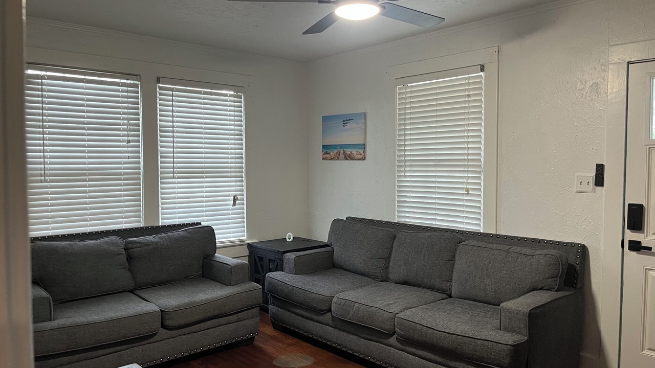 Photo of Livingroom in New Warrington