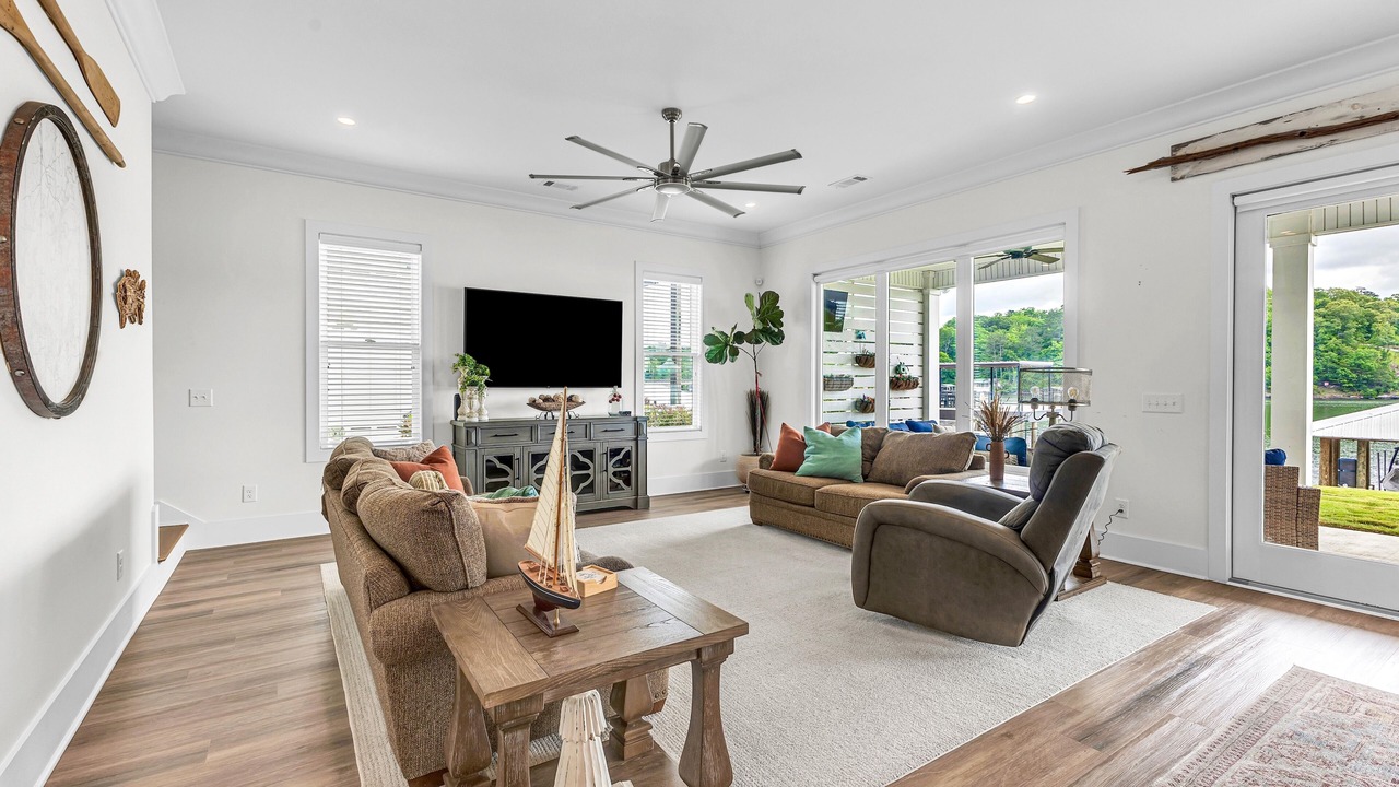 Photo of Livingroom in Alexander City
