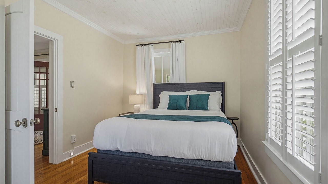 Photo of Bedroom in Foley