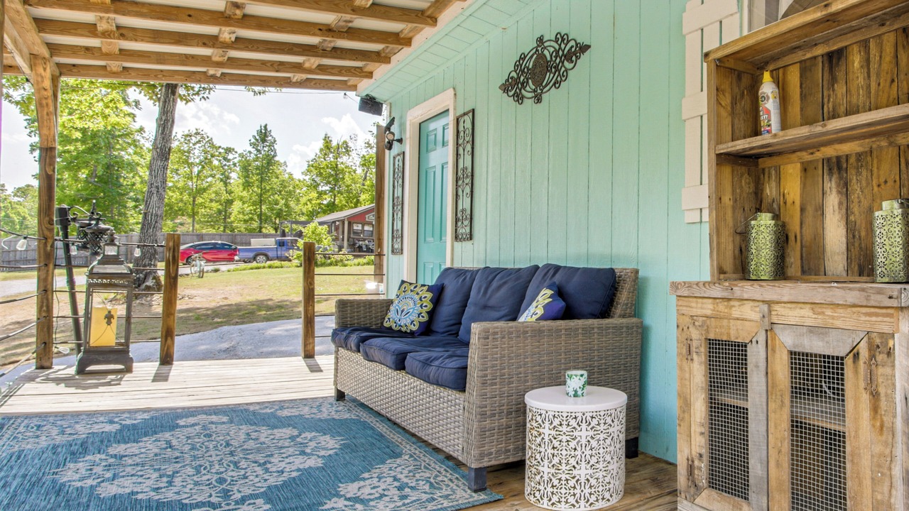 Photo of Patio Balcony in Rogersville