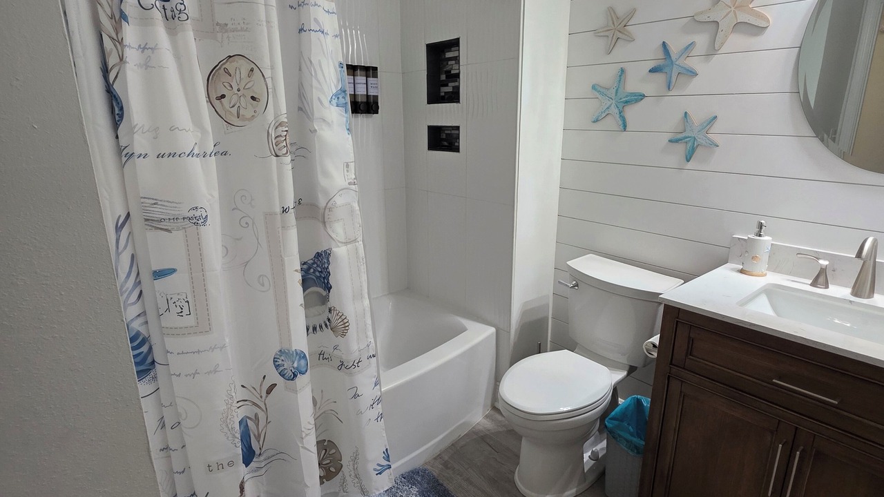 Photo of Bathroom in Gulf Shores