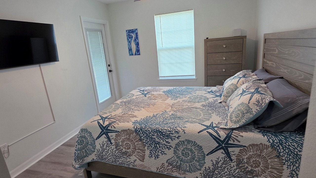 Photo of Bedroom in Gulf Shores