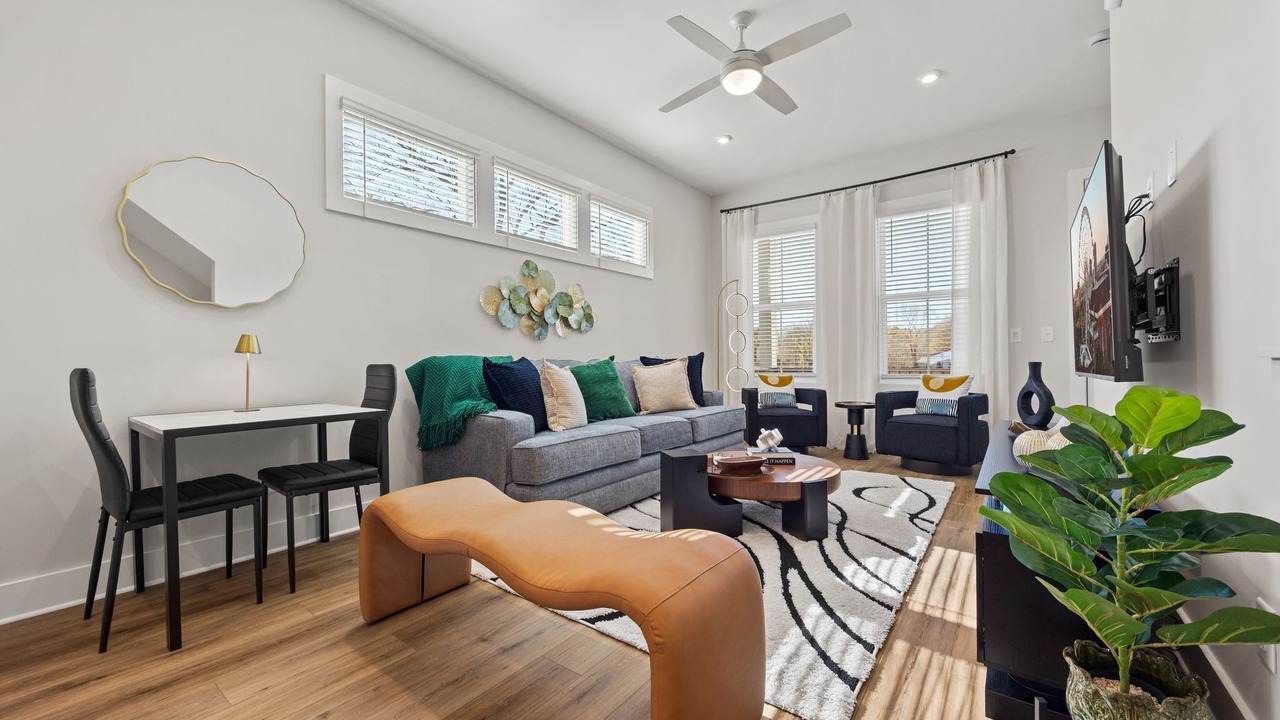 Photo of Livingroom in Chosewood Park