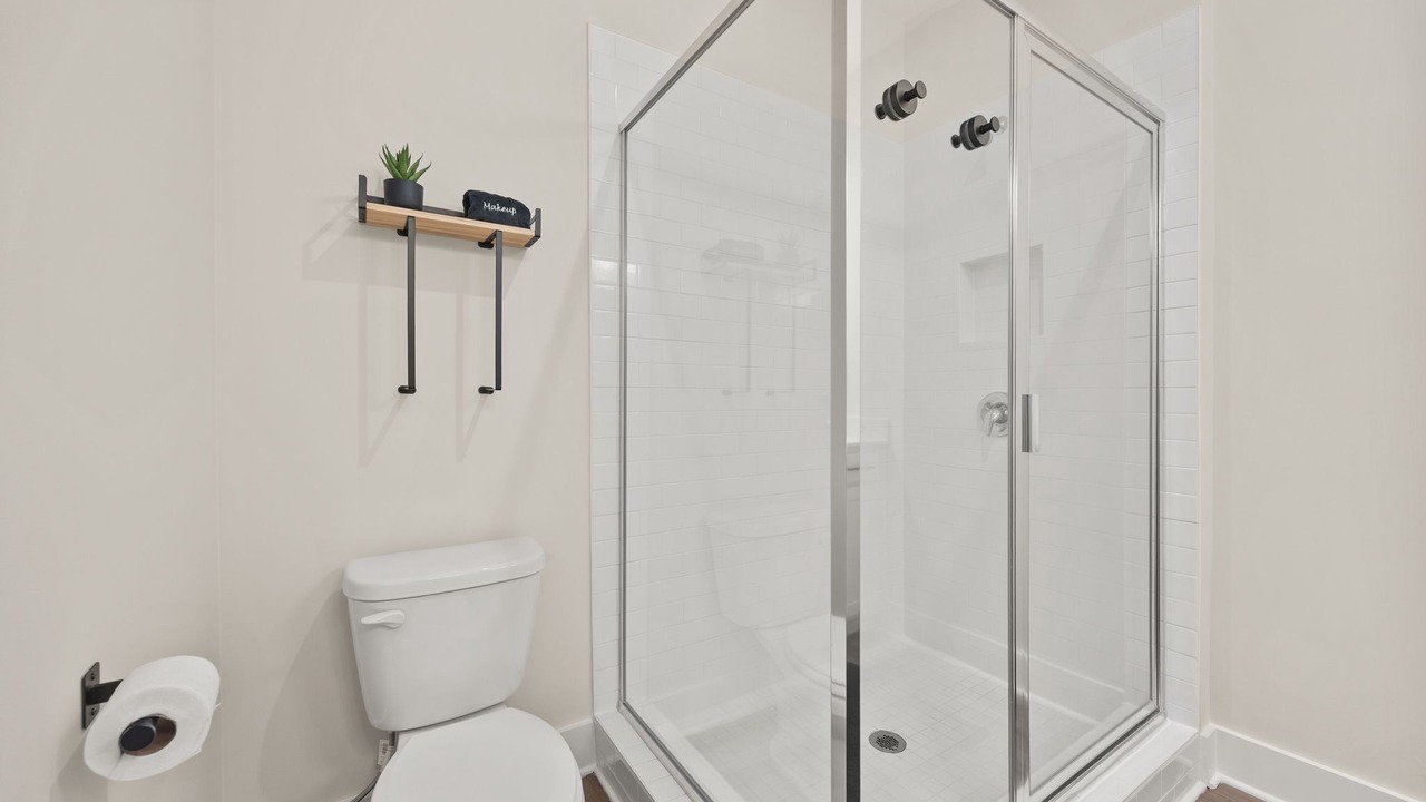 Photo of Bathroom in Chosewood Park