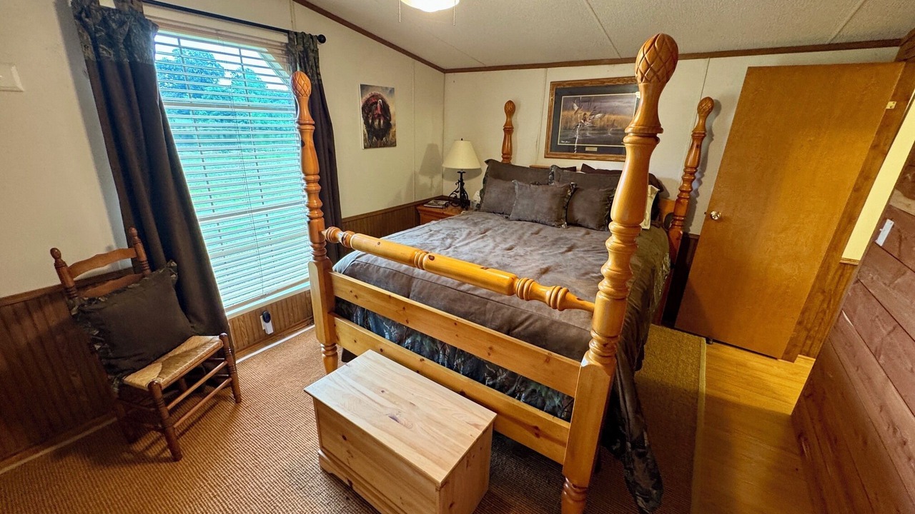Photo of Bedroom in Catherine