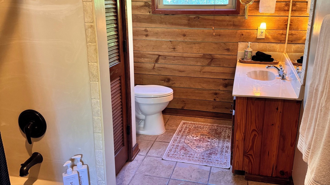 Photo of Bathroom in Waverly