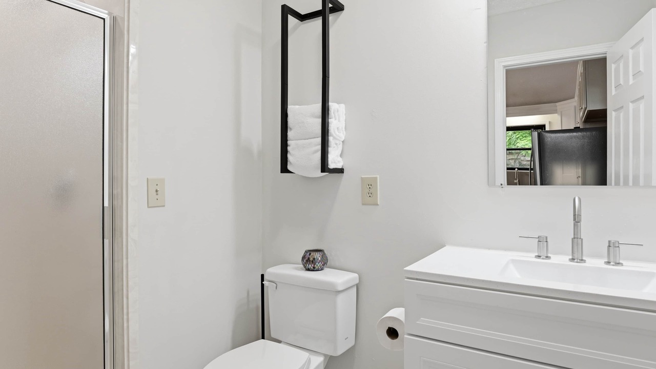 Photo of Bathroom in Dadeville