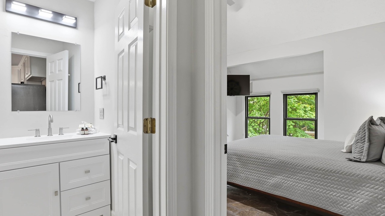 Photo of Bathroom in Dadeville