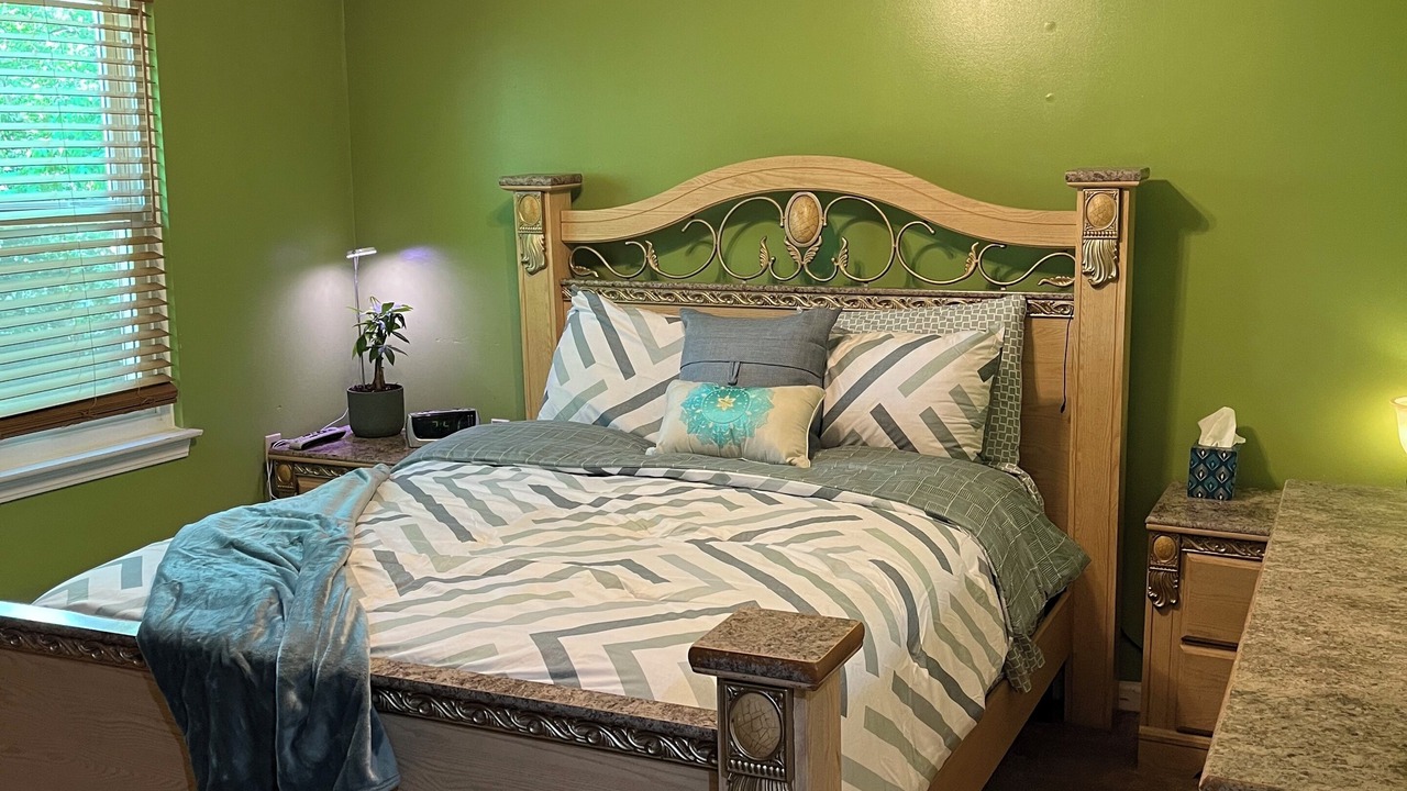 Photo of Bedroom in East Side