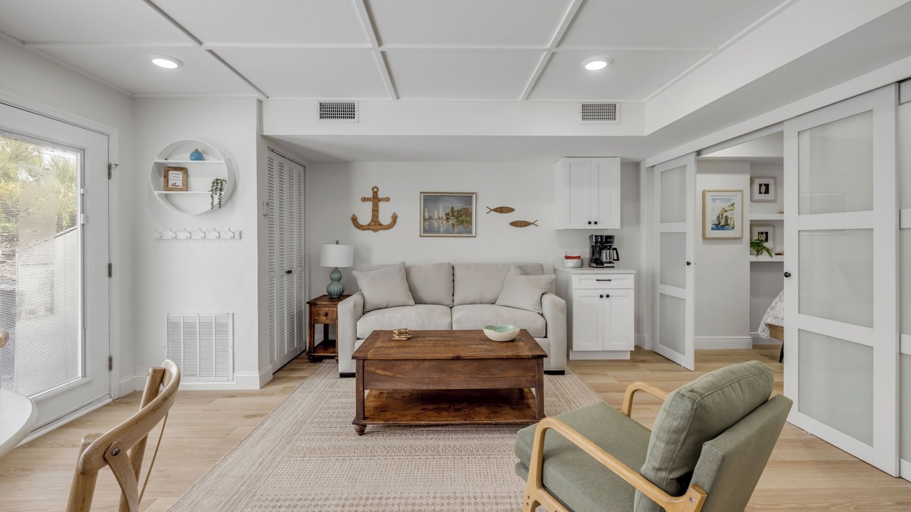 Photo of Livingroom in New Smyrna Beach