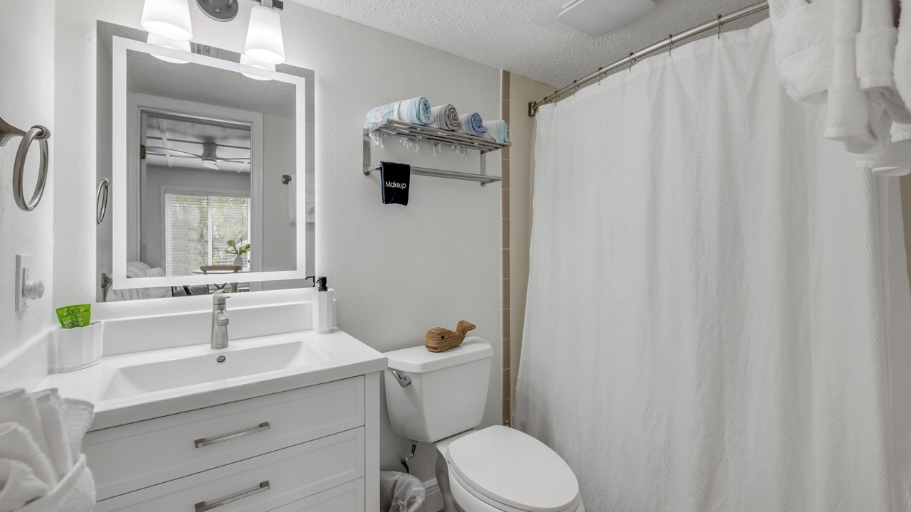 Photo of Bathroom in New Smyrna Beach