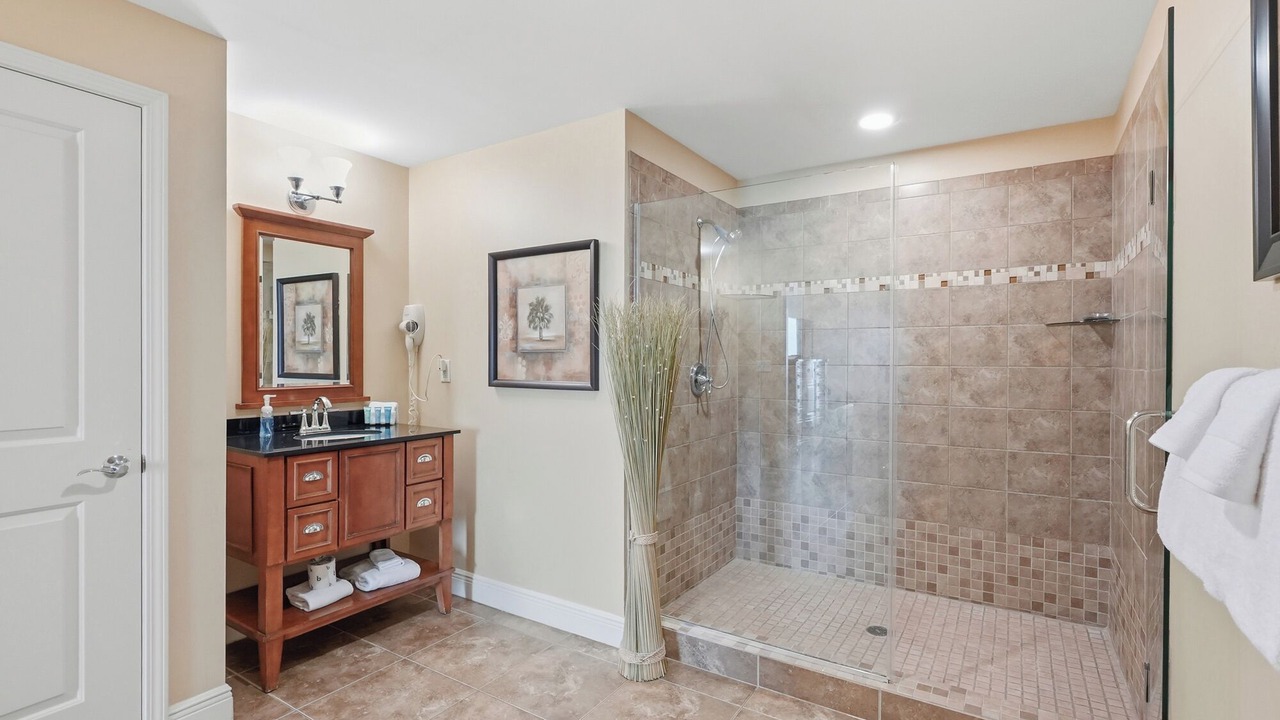 Photo of Bathroom in El Centro Beach