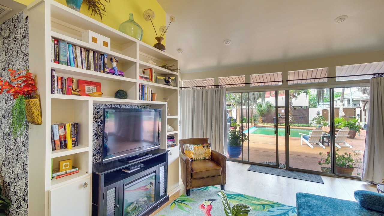 Photo of Livingroom in Biloxi