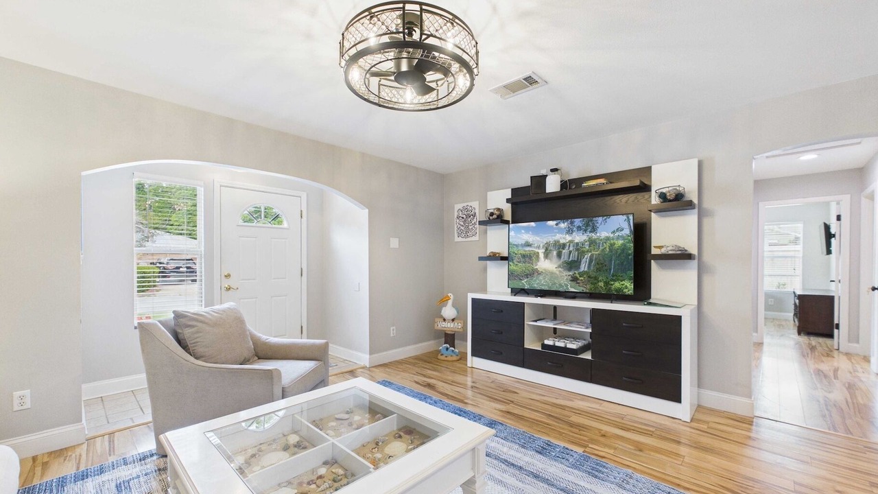Photo of Bedroom in Ocean Springs