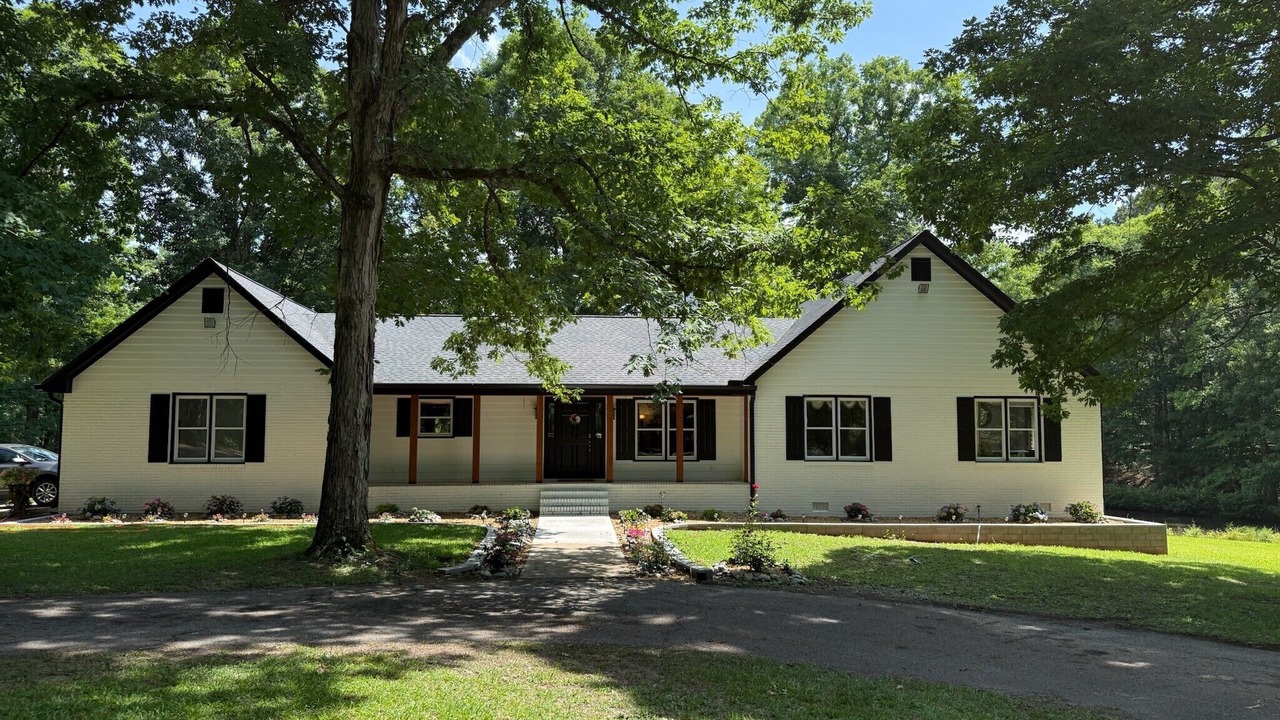 Photo of Outdoor in Hampton