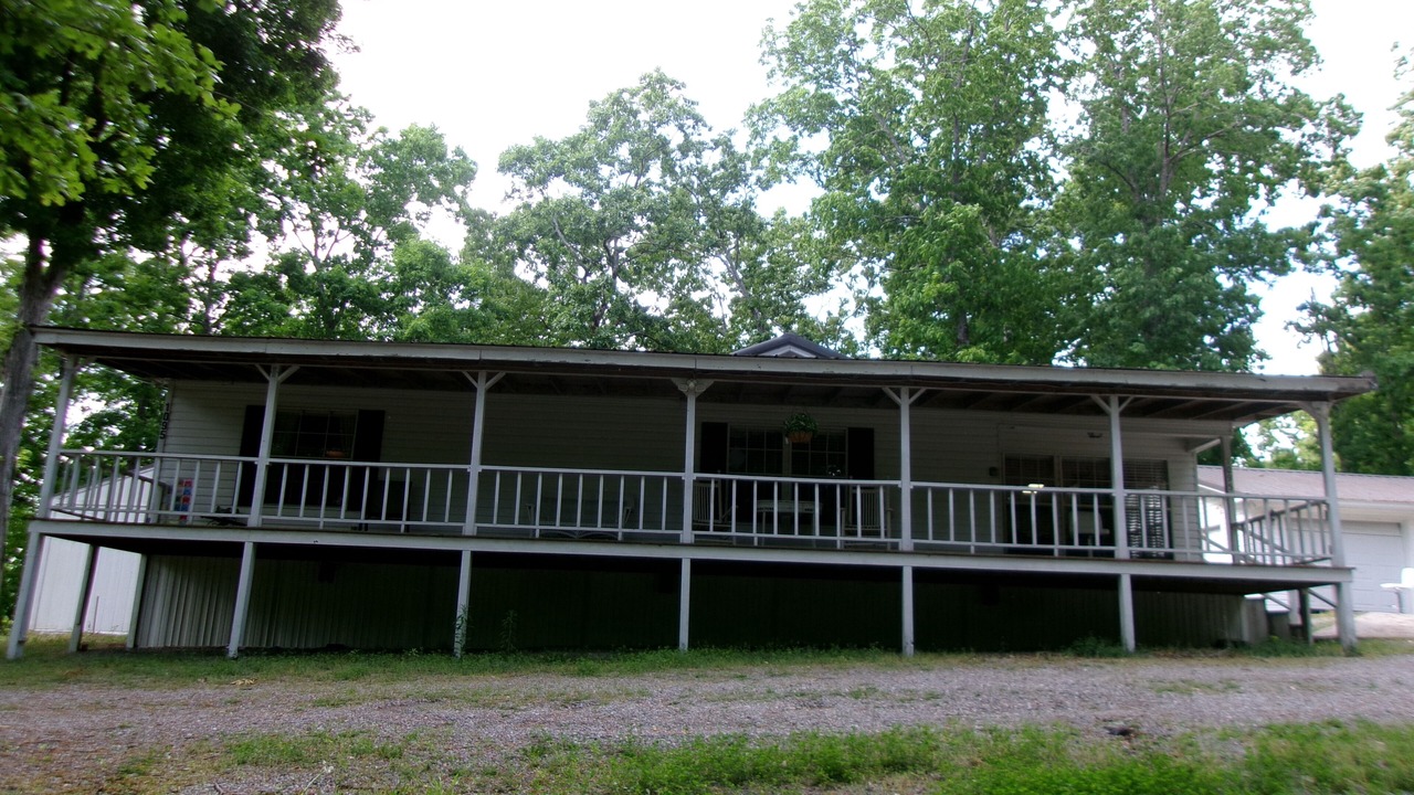 Photo of Outdoor in Groveoak